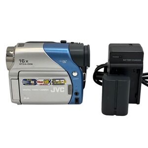 JVC GR-D72U MiniDV Digital Video Camera Camcorder 16x Optical Zoom Silver Blue